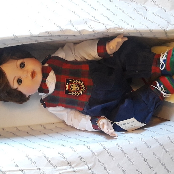 Vincent Anthony 24 inch doll by Vincent  J Defilippo  #1199/2000 - Picture 5 of 8